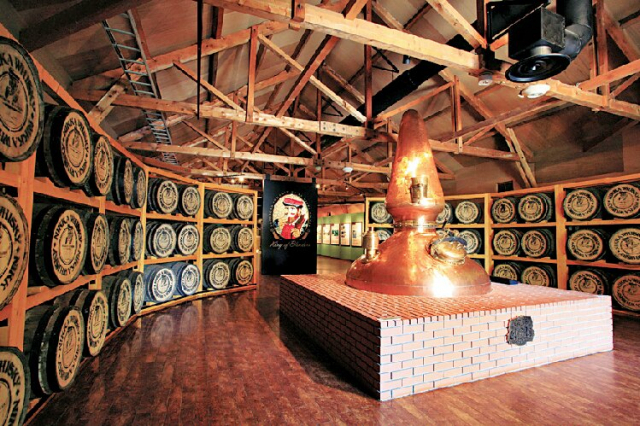 数々の名ウイスキーがここで生まれた「ニッカウヰスキー余市蒸溜所」