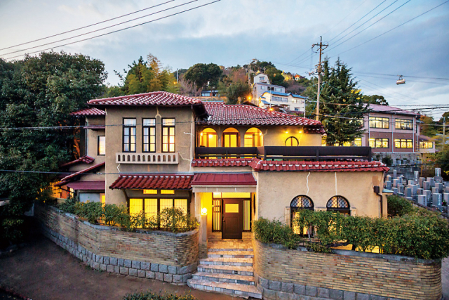 【夏の瀬戸内旅:1日目】尾道の風景に溶け込む邸宅宿に泊まる【せとうち 湊のやど】