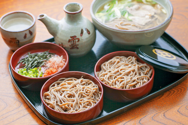 武家屋敷を改装したそば処【八雲庵】