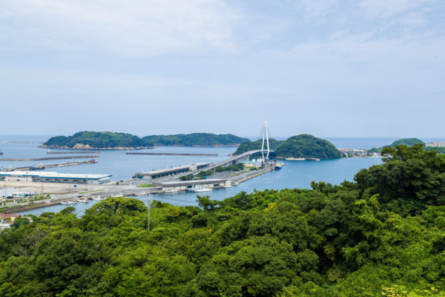 海を望む高台に建つ道の駅【道の駅 ゆうひパーク浜田】