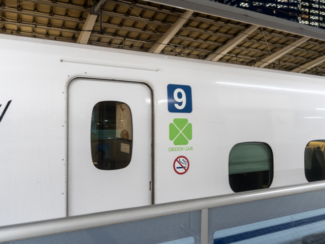 新幹線のグリーン車とは?【初心者も安心】普通車との違いや乗車に必要なきっぷを徹底解説