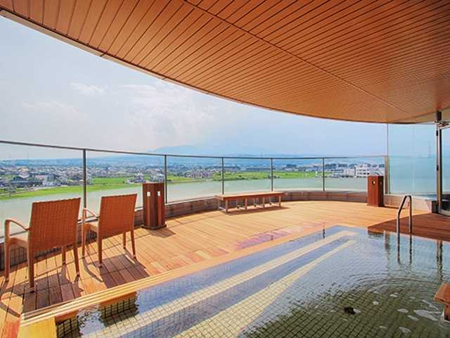 【群馬 渋川市の日帰り温泉】絶景露天風呂や泉質自慢、地元住民に愛される名湯まで!渋川市で人気の日帰り温泉5選をご紹介