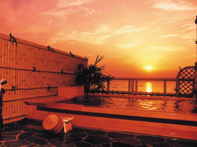 【長崎 雲仙市の日帰り温泉】絶景露天風呂や泉質自慢、地元住民に愛される名湯まで!雲仙市で人気の日帰り温泉5選をご紹介