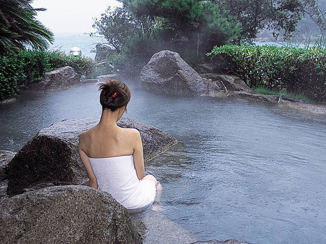 【和歌山県・那智勝浦の日帰り温泉】汐見の湯