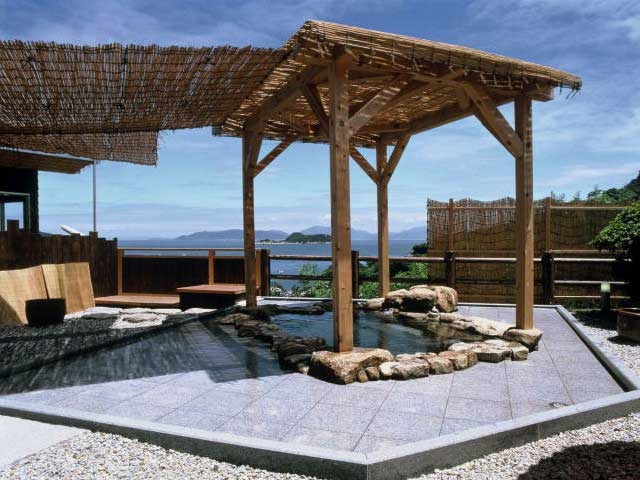 【香川県・高松市の日帰り温泉】「眺望バツグン!」「設備充実」「泉質自慢」一日の疲れをリフレッシュできるおすすめ日帰り温泉5選をご紹介