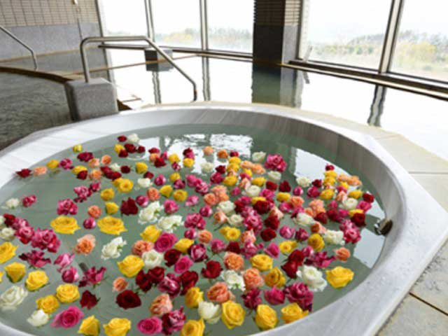 【山梨県・北杜市の日帰り温泉】「眺望バツグン!」「設備充実」「泉質自慢」一日の疲れをリフレッシュできるおすすめ日帰り温泉5選をご紹介