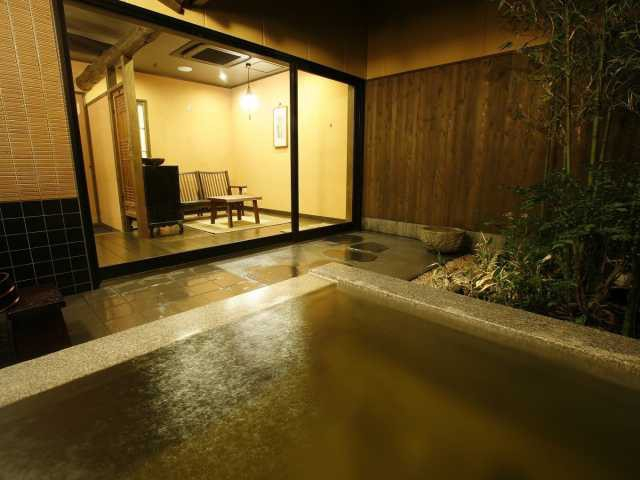 【大阪府の貸切風呂おすすめ5選】「温泉に行きたいけど知らない人と一緒に入浴は苦手」→そんな人は貸切風呂がおすすめ!時間貸しなので一人で贅沢に使うのもアリですよ♪