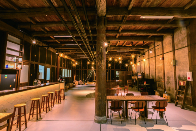 個性的なクラフトジンを製造・販売「小城蒸溜所」