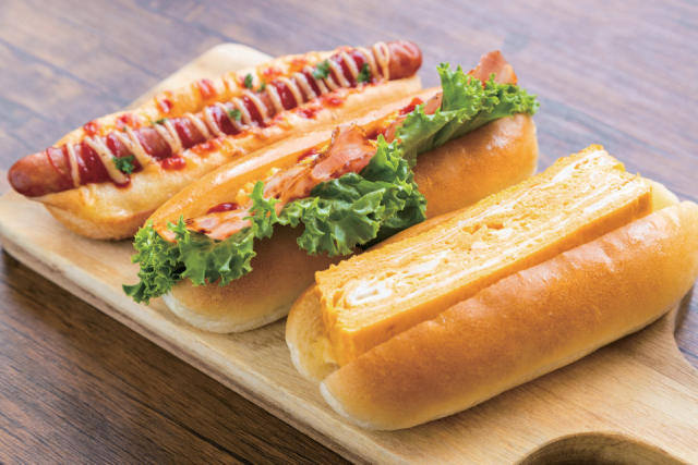 新鮮な卵のコッペパンサンドやスイーツは売り切れ必至「たまご家 三日月店」