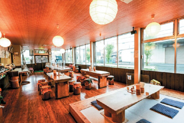 埼玉県産小麦で打つ昔ながらの武蔵野うどん「本手打ちうどん庄司」(川島)