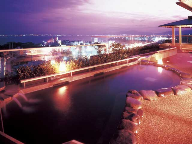 【滋賀 大津市の日帰り温泉】露天風呂が魅力、泉質自慢!眺望抜群の温泉など!地元住民や温泉好きな人から愛される名湯まで!大津市で人気の日帰り温泉4選をご紹介