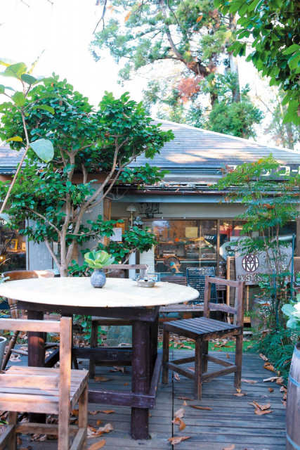 芳ばしい香り漂う森の隠れ家カフェ「ガーデンカフェマツムシコーヒー」
