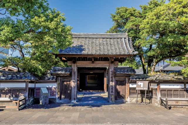 みごとな日本庭園が見ものの武家屋敷「旧臼杵藩主稲葉家下屋敷」