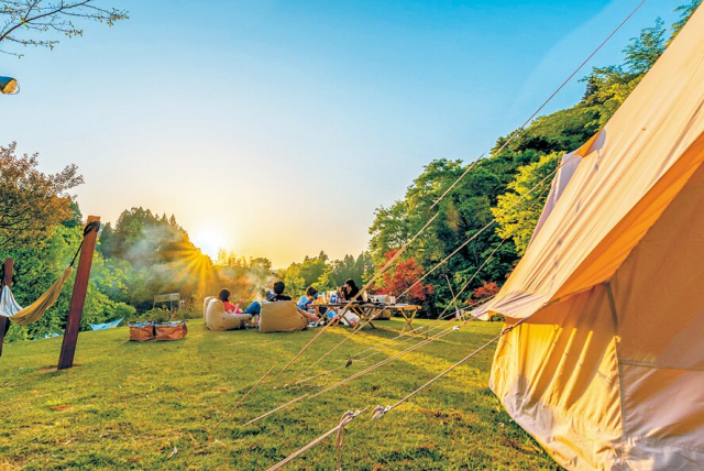養老渓谷の大自然と温泉をおしゃれに満喫「REWILD RIVER SIDE GLAMPING HILL」