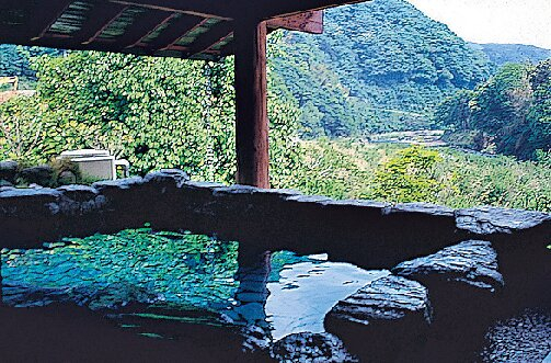 立ち寄り天然温泉湯の国会館