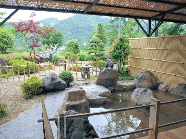 【大阪北摂の日帰り温泉・食事付きプラン】安ければ数千円で贅沢感が味わえる♪ 高槻市・池田市・箕面市・能勢町でちょっと贅沢な食事付き日帰りプランがある大阪北摂の温泉宿4選