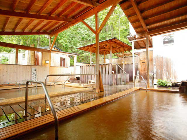 【兵庫県 有馬温泉の日帰り温泉・食事付きプラン】到着→お風呂→食事→お風呂→ゆっくりして帰る→安ければ数千円で贅沢感が味わえる♪ ちょっと贅沢な食事付き日帰りプランがある有馬温泉の温泉宿5選