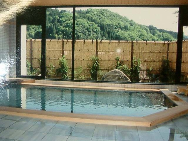 【大分 中津市の日帰り温泉】露天風呂が魅力、泉質自慢!設備充実の温泉など、地元住民や温泉好きな人から愛される名湯まで! 中津市で人気の日帰り温泉5選をご紹介