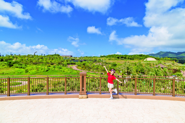 【7/25開業】「ジャングリア沖縄」の見どころ完全ガイド!大自然で楽しむアトラクションやグルメ&スパを徹底レポ