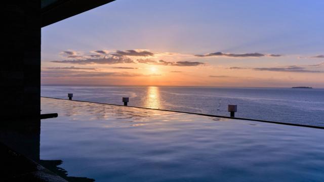 熱海のおすすめ宿7選!創業200年の老舗旅館や全室スイートルームの宿、熱海海上花火大会一望の宿に注目!