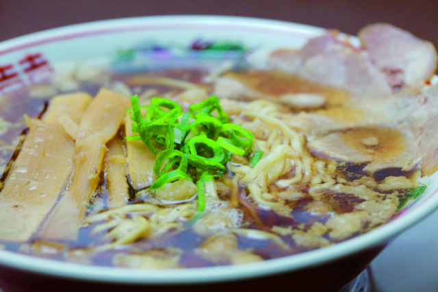 名店の尾道ラーメンを広島駅で! 「尾道ラーメン 丸ぼし」 (minamoa 1階)