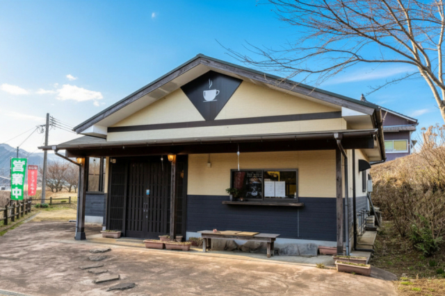 ドライブでめぐりたい南阿蘇の観光スポット② 炭火焙煎珈琲・水の館