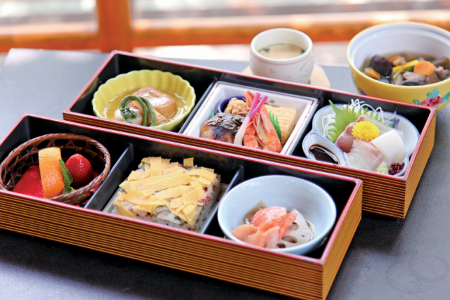 千代作品にたびたび登場する料亭旅館「半月庵」